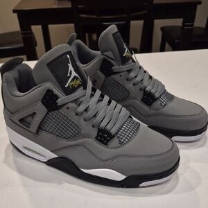 Jordan 4 Cool Grey